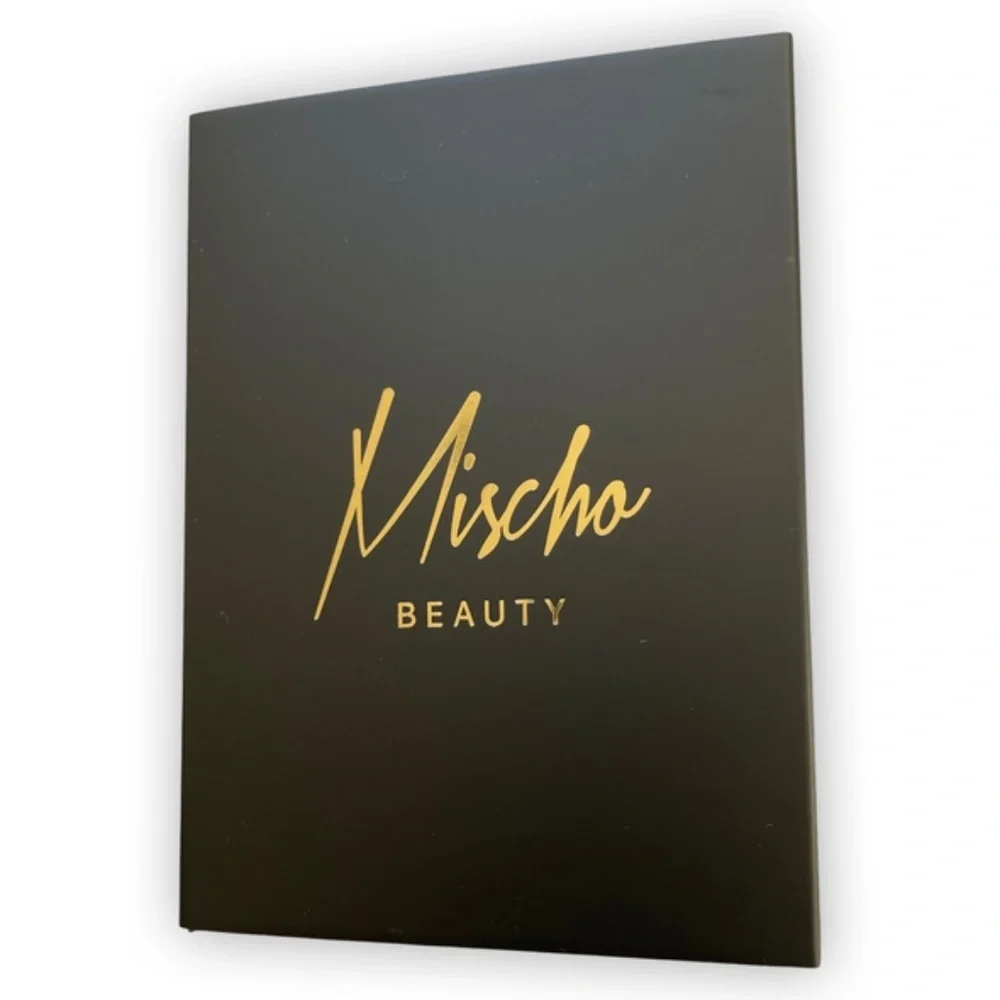Limited Edition - Mischo Beauty Eyeshadow Palette